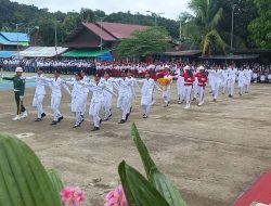 Khidmat Upacara Penurunan Bendera di Mahulu Jadi Momen Refleksi 80 Tahun Kemerdekaan