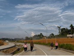 Jalan Bandara Ujoh Bilang Beralih Fungsi Jadi Tempat Nongkrong dan Olahraga