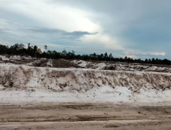 Gegap Gempita Energi Hijau, Bisu Potensi Pasir Silika